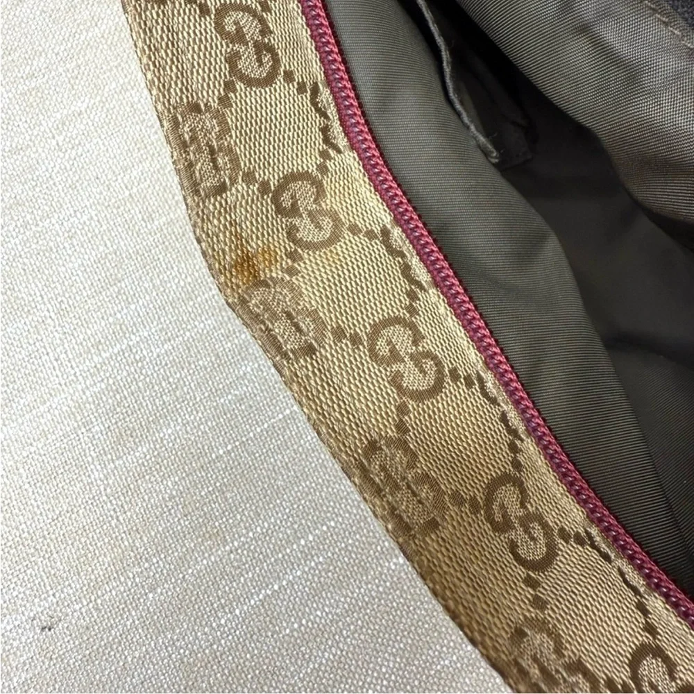Gucci authentic brown